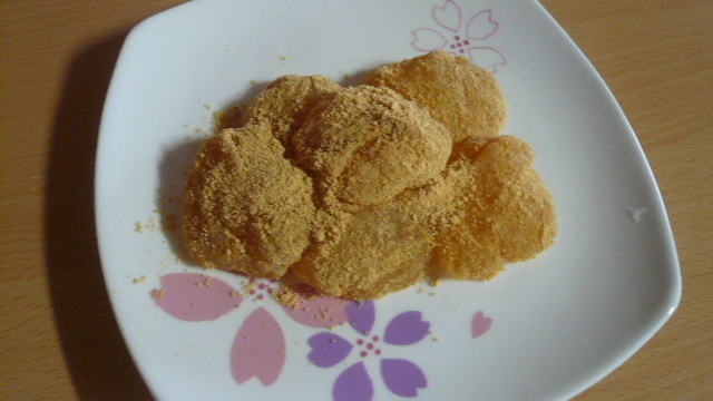 三ツ矢サイダーで プルプルわらびもち レシピ 作り方 By Yuu Cocoママ クックパッド 簡単おいしいみんなのレシピが358万品