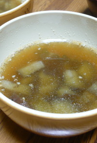生姜でポカポカ★ナスと白菜の中華風スープ