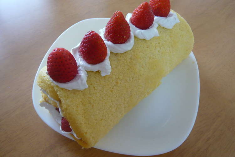 見た目もかわいい いちごロールケーキ レシピ 作り方 By しょうたんくん クックパッド 簡単おいしいみんなのレシピが356万品