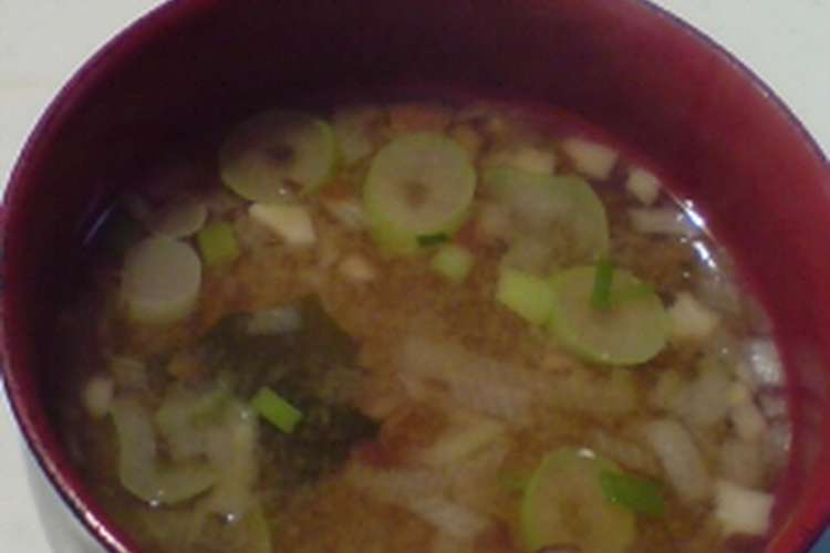 椎茸ダシ味噌汁 レシピ 作り方 By 日曜シェフ クックパッド 簡単おいしいみんなのレシピが360万品