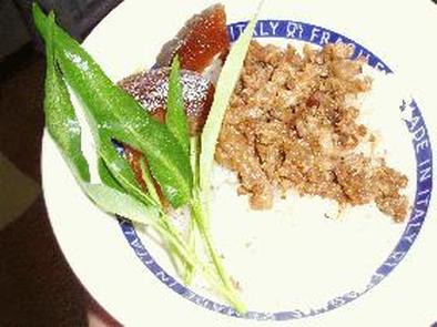 台湾屋台の魯肉飯（ルーロファン）の写真