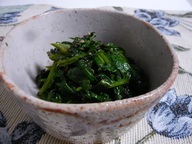 子供も納得 ほうれん草の胡麻和え