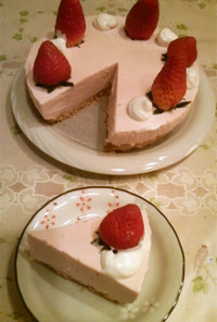 ひな祭りにも♡苺のレアチーズケーキ
