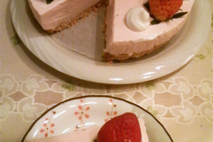 ひな祭りにも 苺のレアチーズケーキ レシピ 作り方 By オレンジリング クックパッド