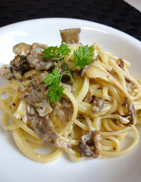 種入りマスタードで☆牛肉と舞茸のパスタ