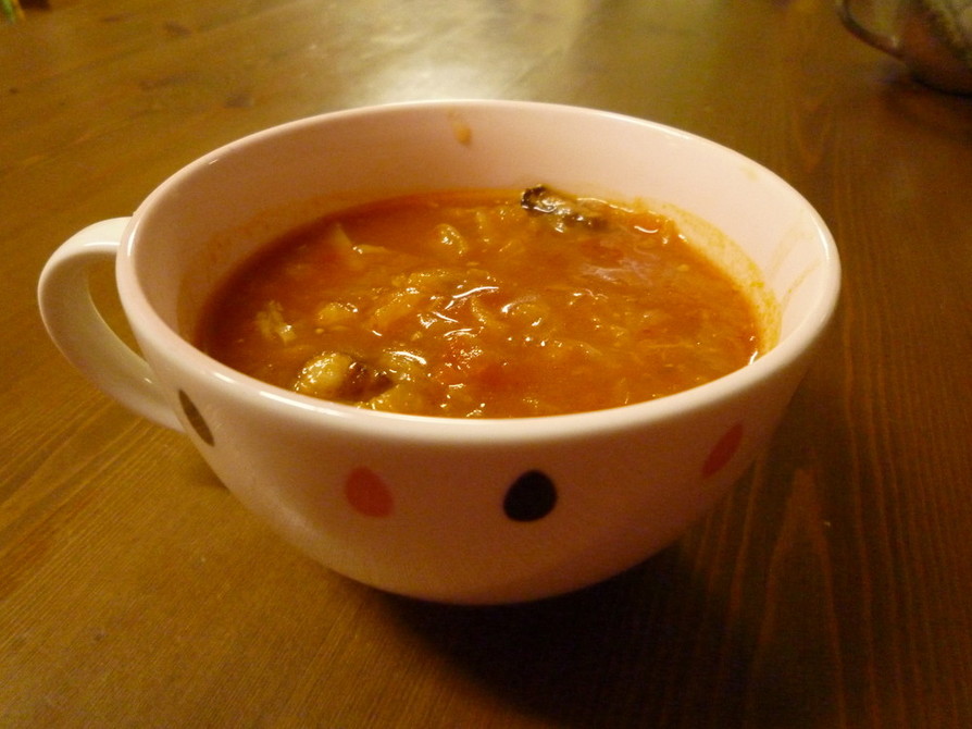 ベーコンのトマトスープの画像