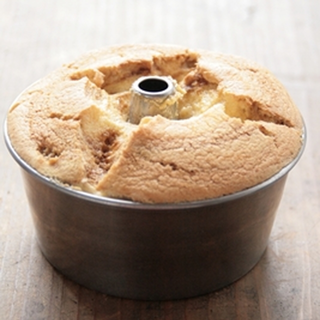 100均ミニシフォン型の最適な冷まし方 レシピ 作り方 By Nayuta21 クックパッド 簡単おいしいみんなのレシピが378万品