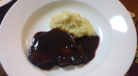 キハチ風『豚の赤ワインソース煮込み』♪