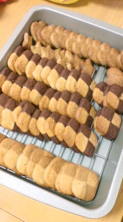 ホットケーキミックスでモザイククッキー!