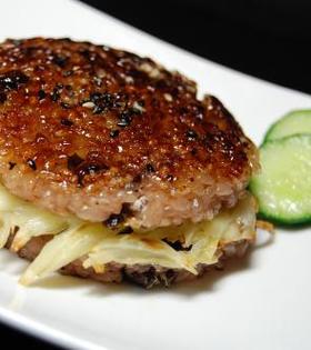 赤飯焼き煎餅deポテトのガレットサンド♪