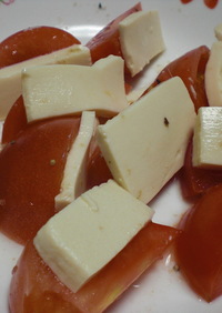 トマトと豆腐のカプレーゼ