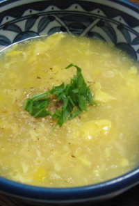 簡単ふわふわ卵の中華コーンスープ