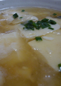 フワフワとろろと豆腐のさっぱり和風スープ