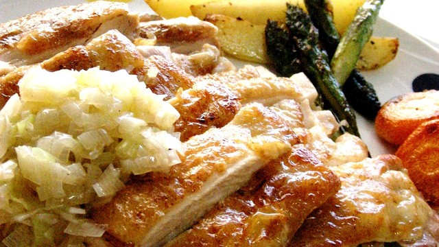 鍋のおもしでパリパリチキン ねぎ塩ソース レシピ 作り方 By まつ純 クックパッド 簡単おいしいみんなのレシピが375万品