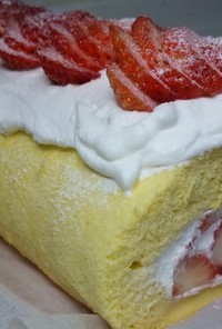 絶品！超ふわんふわん♬苺のロールケーキ