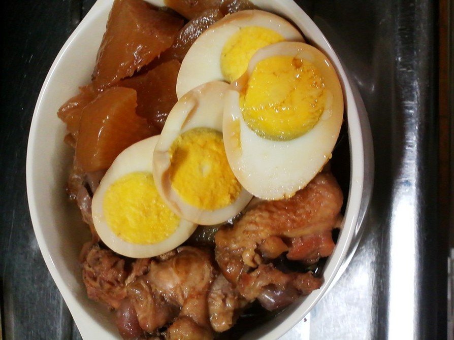 エバラすき焼きのタレで簡単鶏手羽大根煮の画像