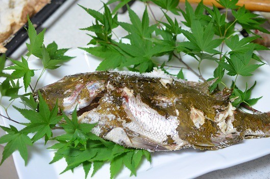 お祝い料理☆簡単に！鯛の塩釜焼きの画像