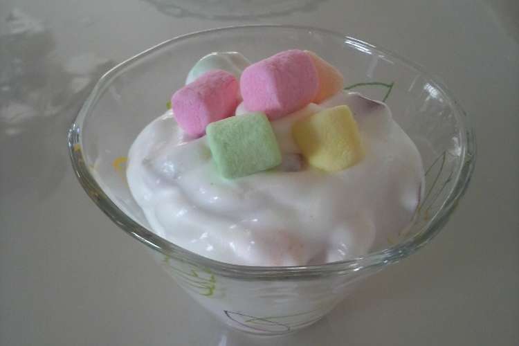 簡単 フルーツ マシュマロin生クリーム レシピ 作り方 By Mesamies クックパッド 簡単おいしいみんなのレシピが352万品