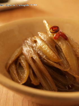 ふきの炒り煮。
