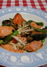野菜と鮭のコンソメマリネ