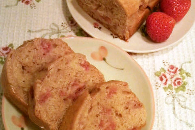 春色 いちごのパウンドケーキ レシピ 作り方 By オレンジリング クックパッド 簡単おいしいみんなのレシピが350万品