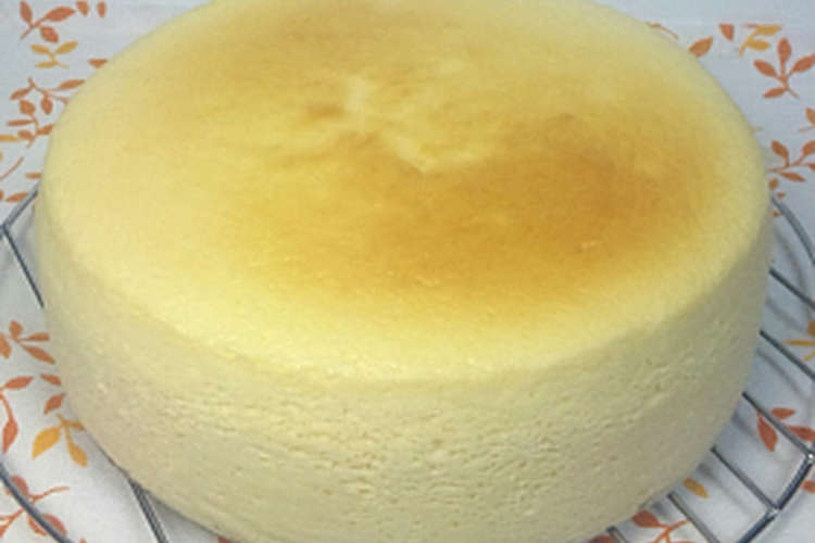 卵白消費にも 白いスフレチーズケーキ レシピ 作り方 By Tokuzow クックパッド 簡単おいしいみんなのレシピが355万品