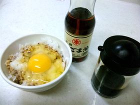 たまごご飯 with ごま油