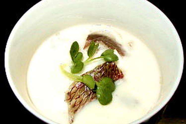 白身魚の茶碗蒸し なんちゃって松茸風味 レシピ 作り方 By てつ丸 クックパッド