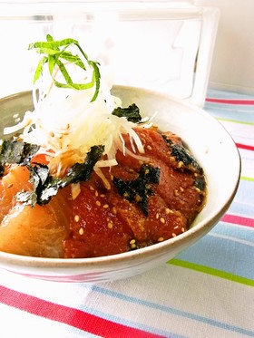 お昼は海鮮ごまだれ丼♪