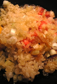 紅生姜と揚げ玉の卵かけご飯