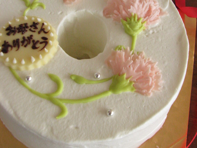 母の日 ケーキにカーネーションを レシピ 作り方 By ぶるーぽぴー クックパッド