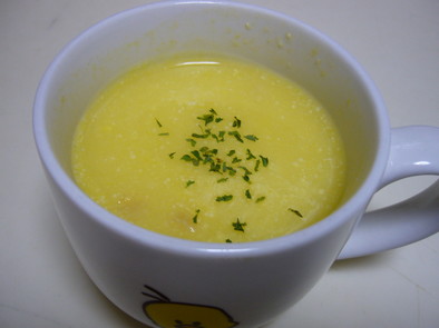 簡単☆コーンクリームのチーズなスープの写真