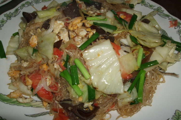 タイ風春雨炒め カニカマで レシピ 作り方 By チュガニュ クックパッド 簡単おいしいみんなのレシピが357万品