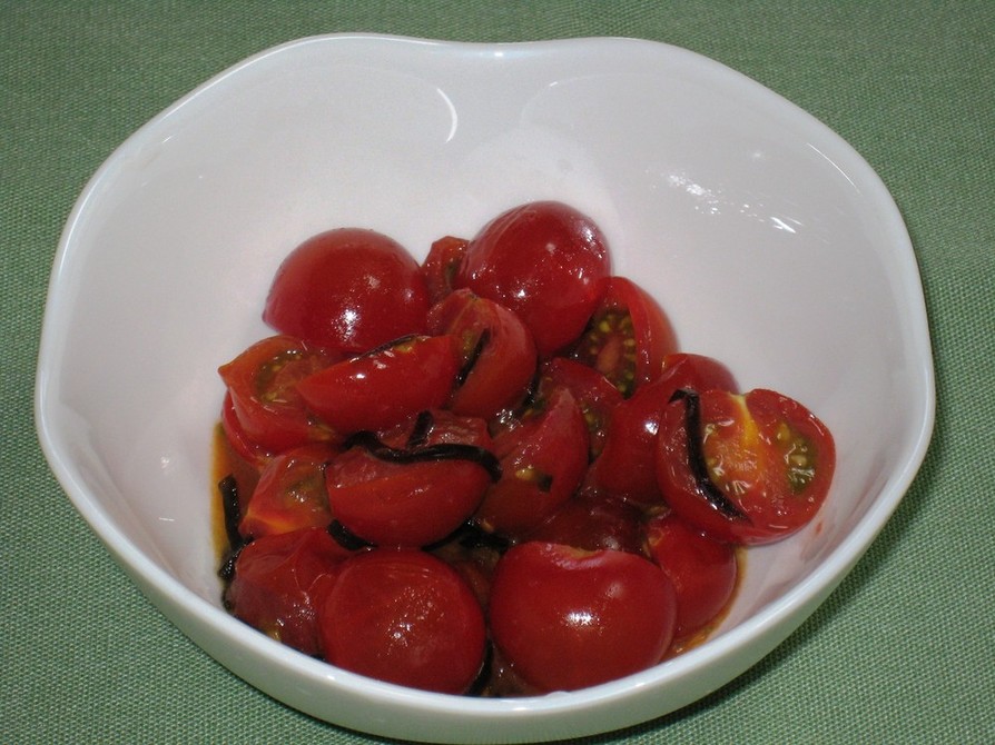 プチトマトの塩昆布炒めの画像