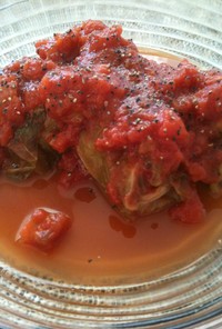 魚肉ソーセージロールキャベツのトマト煮