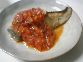 カレイのムニエル☆トマトソースがけ