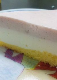 苺のレアチーズケーキ【２層】