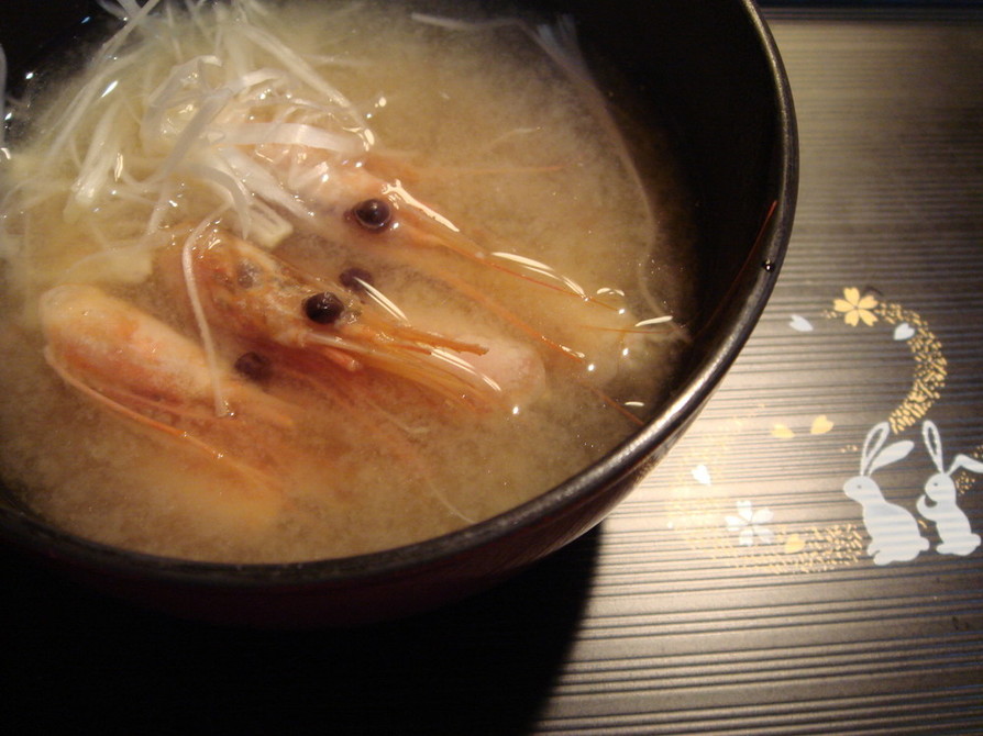 ✿お寿司屋さんの海老頭ミソ汁✿の画像