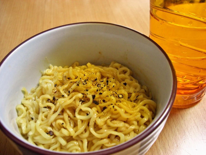 アメリカ的インスタントラーメンの食べ方 by ママイ・ジャポネザ 【クックパッド】 簡単おいしいみんなのレシピが353万品