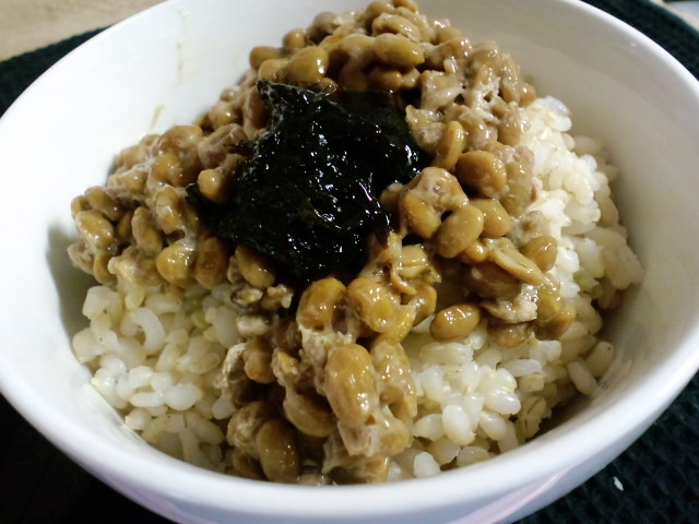 納豆ご飯+佃煮海苔♡の画像