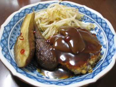豆腐とこんにゃくのハンバーグ ①の写真
