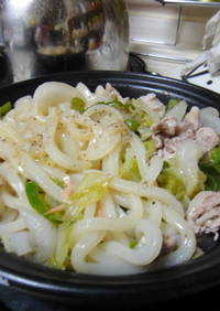 タジン鍋で野菜が美味しい焼うどん