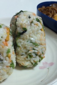 お弁当やおにぎりにも♬鮭茶漬け風混ぜご飯