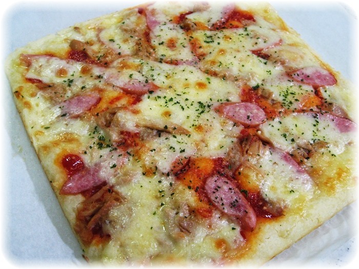 ふんわりパン生地の米粉ピザ!!の画像