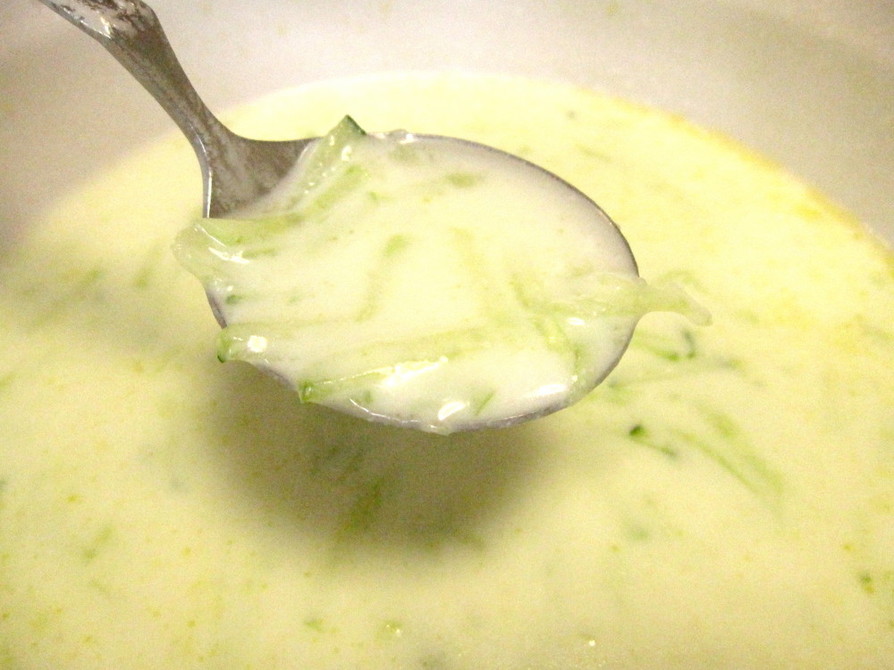 タラトル☆ブルガリアの簡単冷製スープの画像