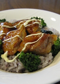 鶏照り焼き丼✿ピリ辛マヨネーズ風味