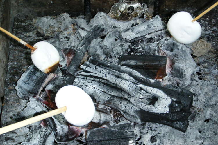 バーベキューで超簡単菓子の焼きマショマロ レシピ 作り方 By たかチ クックパッド 簡単おいしいみんなのレシピが354万品