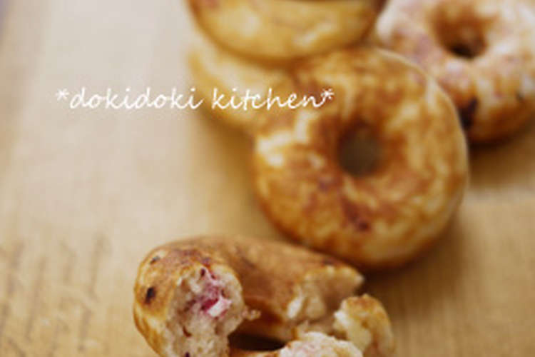 いちごとホワイトチョコの焼きドーナツ レシピ 作り方 By Onachikoo クックパッド 簡単おいしいみんなのレシピが376万品