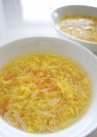 簡単✿カニカマとフワフワ卵の中華風スープ
