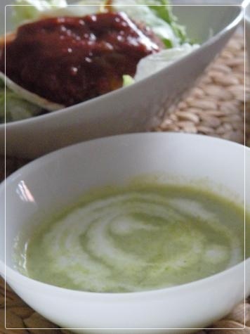 アスパラベーコンのスープの画像